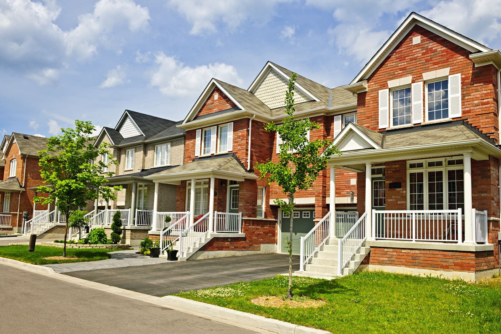 Institutional investors matched to participating lenders